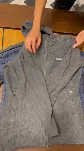 Columbia Fleece Jackets: 10 Qty